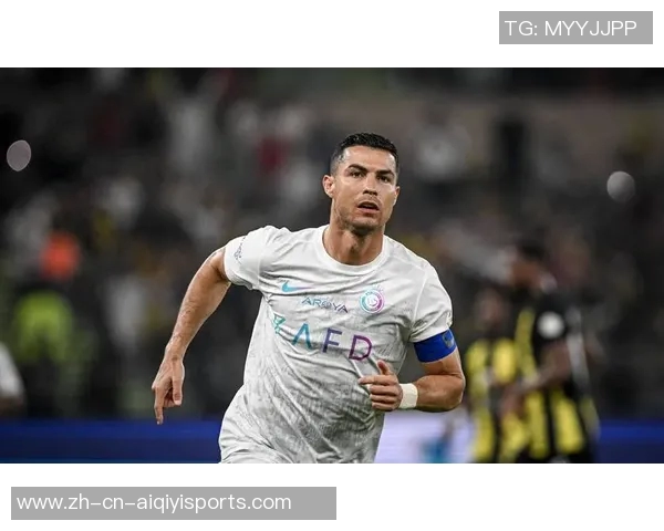 C罗再度荣膺世界足球先生荣耀背后的奋斗与坚持